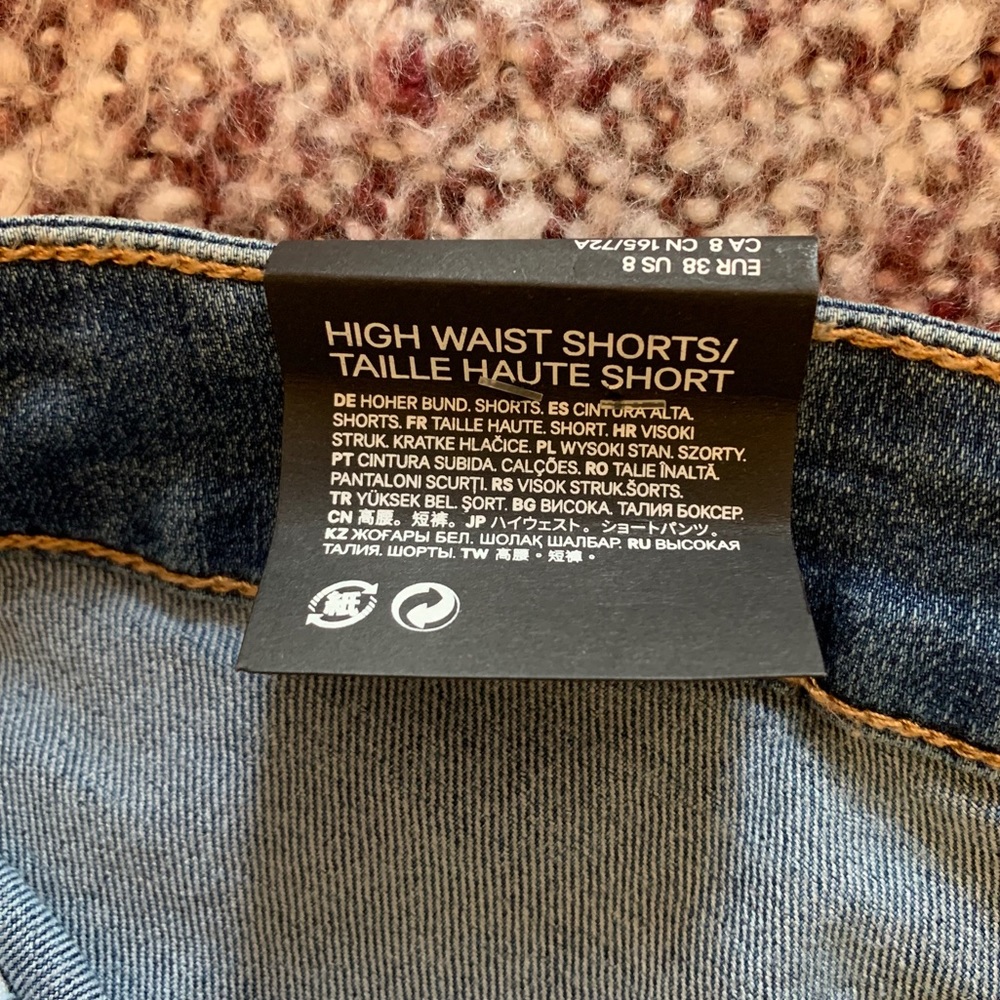H&M High Waist Shorts - Jean Shorts, size 8, NEW! - Picture 4 of 12